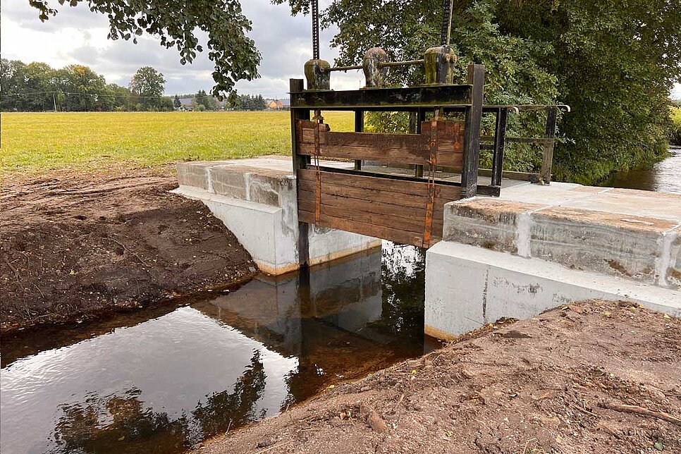 Stauanlage in Gentha staus-opener